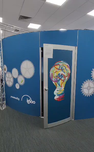 Igloo Cave - 360 degree immersive space